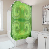 緑色モダンらせん状フラクタルパターン シャワーカーテン (インサイチュ)