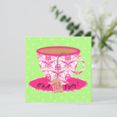 緑茶のコップのお茶会の誕生日のピンクのダマスク織 招待状 (スタンド正面)