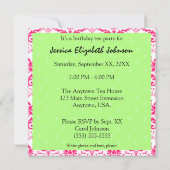 緑茶のコップのお茶会の誕生日のピンクのダマスク織 招待状 (裏面)