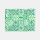 緑華美と白のタイル フリースブランケット (正面(横))