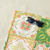 緑華美と黄色のタイル ビーチタオル (インサイチュ)