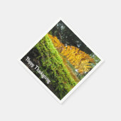 緑豊かなコケの木の幹 – カスタムThanksgiving スタンダードカクテルナプキン (角)