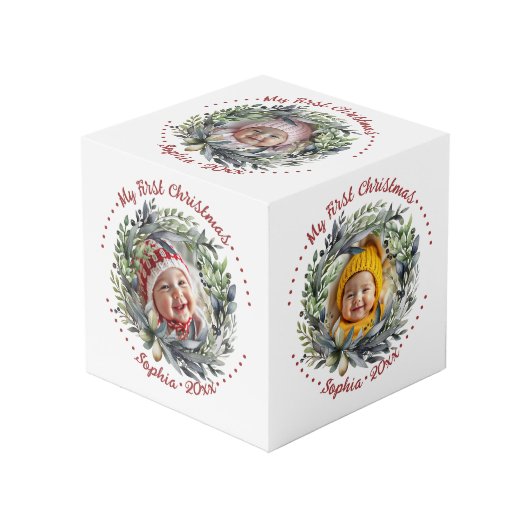 緑豊かなフォトキューブを持つクリスマスリース フォトキューブ (正面アングル)