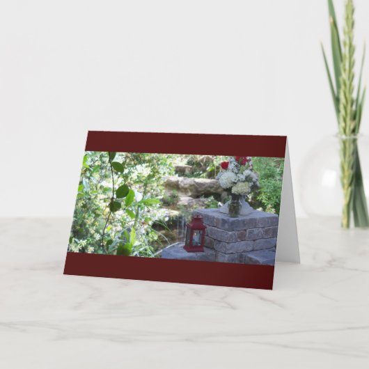 緑豊かな庭園の石垣 カード (正面)