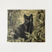 緑豊かな森の中の黒猫 タペストリー (正面(横))