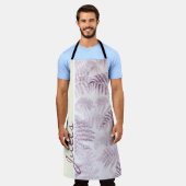 緑豊かな穏やかなピンクのシダが黄色 エプロン (着用した状態)