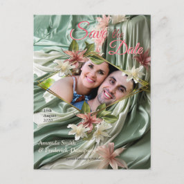 緑、クリーム、シルクのドレープ&ピンクの花 案内ポストカード