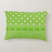 緑、ドット、シャムロック アクセントクッション (裏面)