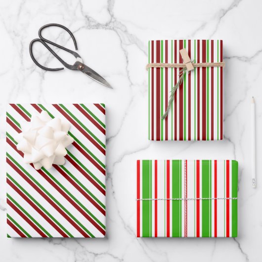 緑、白、赤のクリスマスをテーマにしたライン ラッピングペーパーシート (正面)