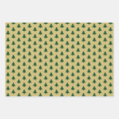緑/金ゴールドクリスマスツリーの象徴的なパターン ラッピングペーパーシート (正面)