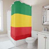 緑、金ゴールド(黄色い)および赤い色の旗 シャワーカーテン (インサイチュ)