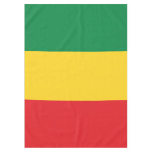 緑、金ゴールド(黄色い)および赤い色の旗 テーブルクロス