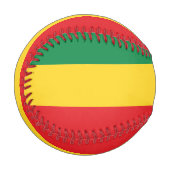 緑、金ゴールド（黄色）および赤の色フラグ 野球ボール (正面左)