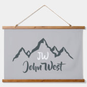 線の山描域のパーソナル化可能なモノグラム 吊り下げ型タペストリー (正面)