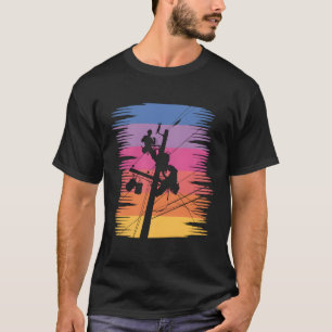 線動揺して電柱ケーブル線 Tシャツ