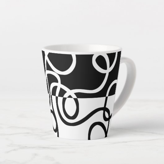 線形説得I:抽象芸術ブラック&ホワイト カフェラテマグ (右アングル)