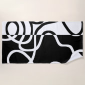 線形説得I:抽象芸術ブラック&ホワイト ビーチタオル (正面)