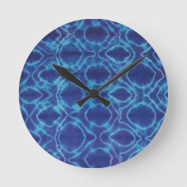 線熱狂する絞り染め – 紫 ラウンド壁時計