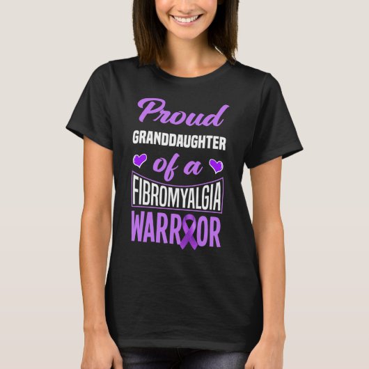 線維筋痛誇りを持った戦士の孫娘1 Tシャツ (正面)
