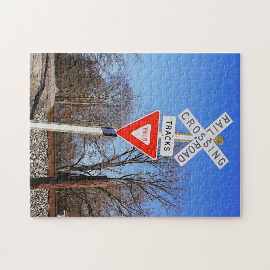 線路と歩留記号を持つ受動式踏切 ジグソーパズル (横)