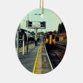 線路の上を列車で走る セラミックオーナメント (右)