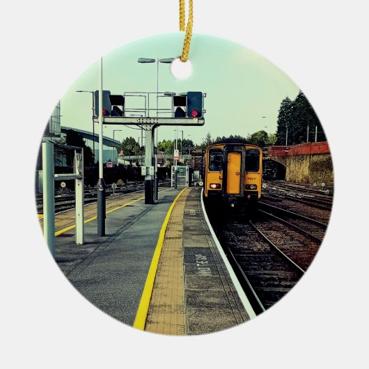 線路の上を列車で走る セラミックオーナメント (正面)