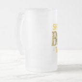 締めて下さい!! ビールは曇らされたガラスのマグを話しています フロストグラスビールジョッキ (正面左)