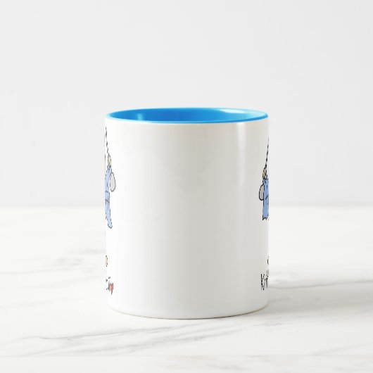 編み物のナットのTシャツおよびギフト ツートーンマグカップ (中央)