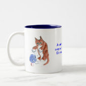 編み物の危険-ヤーンの攻撃及び昼寝 ツートーンマグカップ (左)