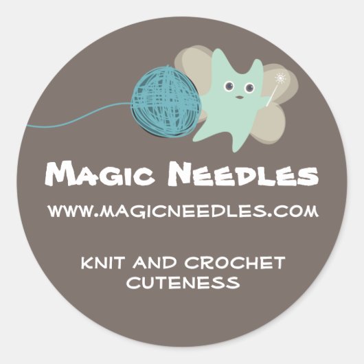 編み物の妖精飛んでいる可愛いモンスターボールの糸… ラウンドシール (正面)