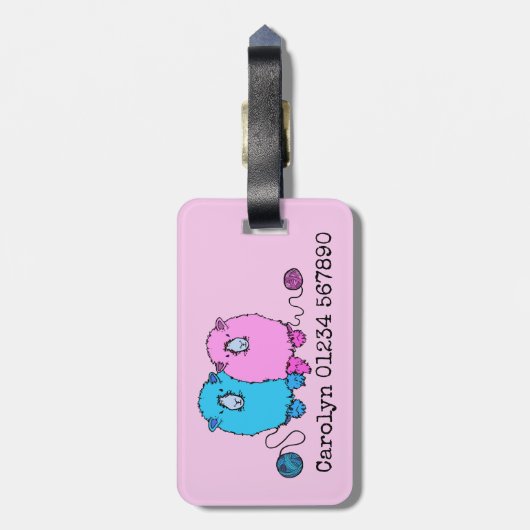 編み物を一つ、絞る。かわいい羊。パーソナライズされた ラゲッジタグ (裏面縦)