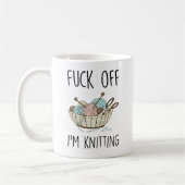 編み物好きのための面白い一言ギフト F*ck Off I'm Knitting コーヒーマグカップ (左)