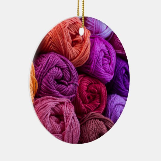 編み物、クロシェカラフルト糸の串 セラミックオーナメント (右)