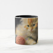 編み糸でオレンジ遊色の子猫を起こす マグカップ (中央)
