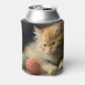 編み糸でオレンジ遊色の子猫を起こす 缶クーラー (缶裏面)