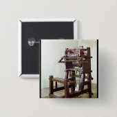 編むストッキングのための最初織機、1750年 缶バッジ (正面&裏面)