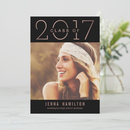 編集可能なカラーの卒業おめでとうカード 案内状 (スタンド正面)