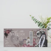 編集可能なタトゥー誕生日ギフトカードバウチャー 招待状 (スタンド正面)