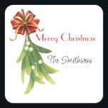 編集可能なメッセージ/名前を付けたMerry Christmasラベル スクエアシール<br><div class="desc">編集可能なメッセージと名前と陽気なメリークリスマスステッカー。フェスティバルのリボンとミステレトゥ。</div>
