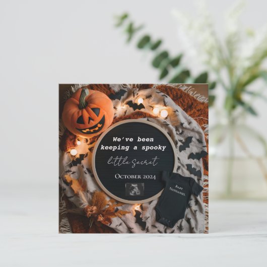 編集可能な不気味なハロウィーン妊娠の発表 招待状 (スタンド正面)