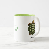 編集可能な名前とモノグラム付き緑の亀 ツートーンマグカップ (正面右)