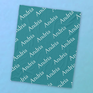 編集可能な名前タイル付きモノグラム フリースブランケット