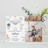 編集可能な外部空間誕生日招待状 招待状 (スタンド正面)