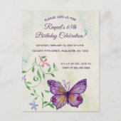編集可能な花と紫の蝶の誕生日 インビテーションポストカード (正面)