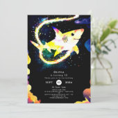 編集可能な青い幻想的なサメの誕生日 招待状 (スタンド正面)