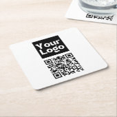 編集可能なQRコードとビジネスロゴまたはイメージ スクエアペーパーコースター (アングル)