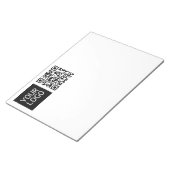 編集可能なQRコードとビジネスロゴまたはイメージ ノートパッド (アングル)