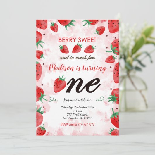 編集可能イチゴ誕生日招待状 招待状 (スタンド正面)