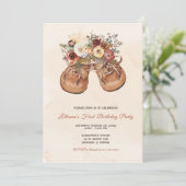 編集可能カスタムなBooties最初の誕生日 招待状 (スタンド正面)