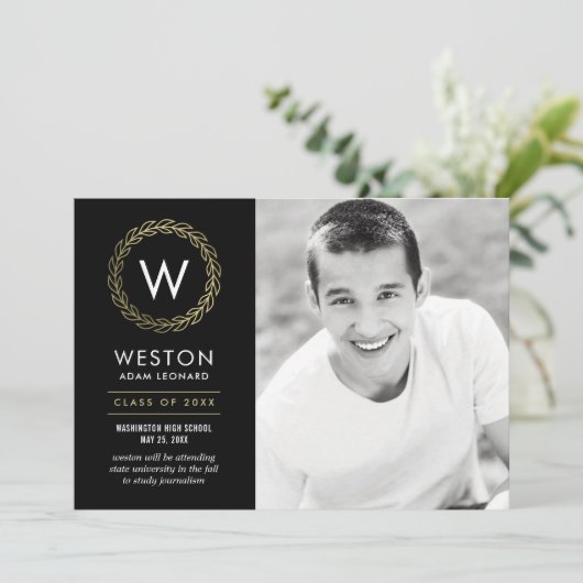 編集可能カラークラシックリース卒業カード 招待状 (スタンド正面)